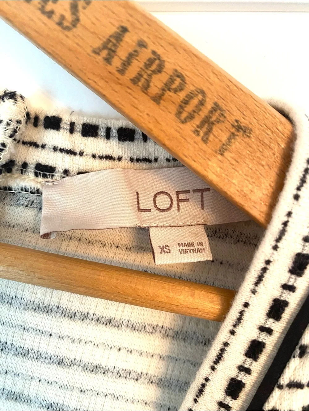 LOFT Black and White Striped Sleeveless Mini Shift Dress (XS)